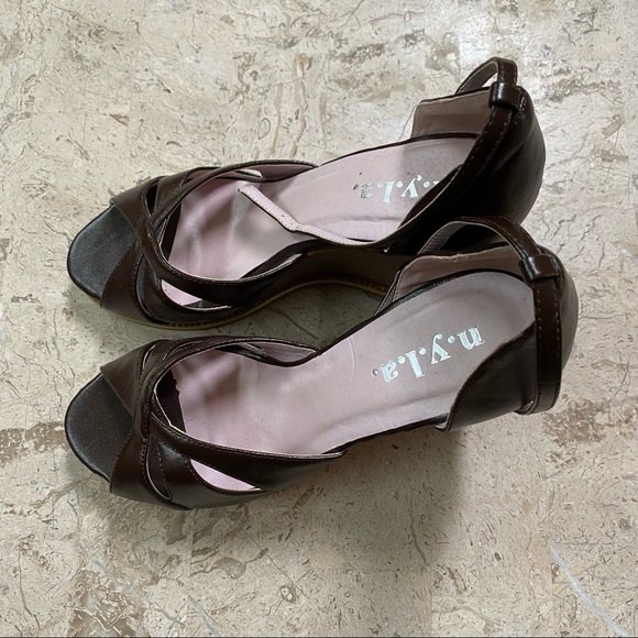 N.Y.L.A Yuki Brown Peep Toe High Wedge Sandal - Picture 12 of 14